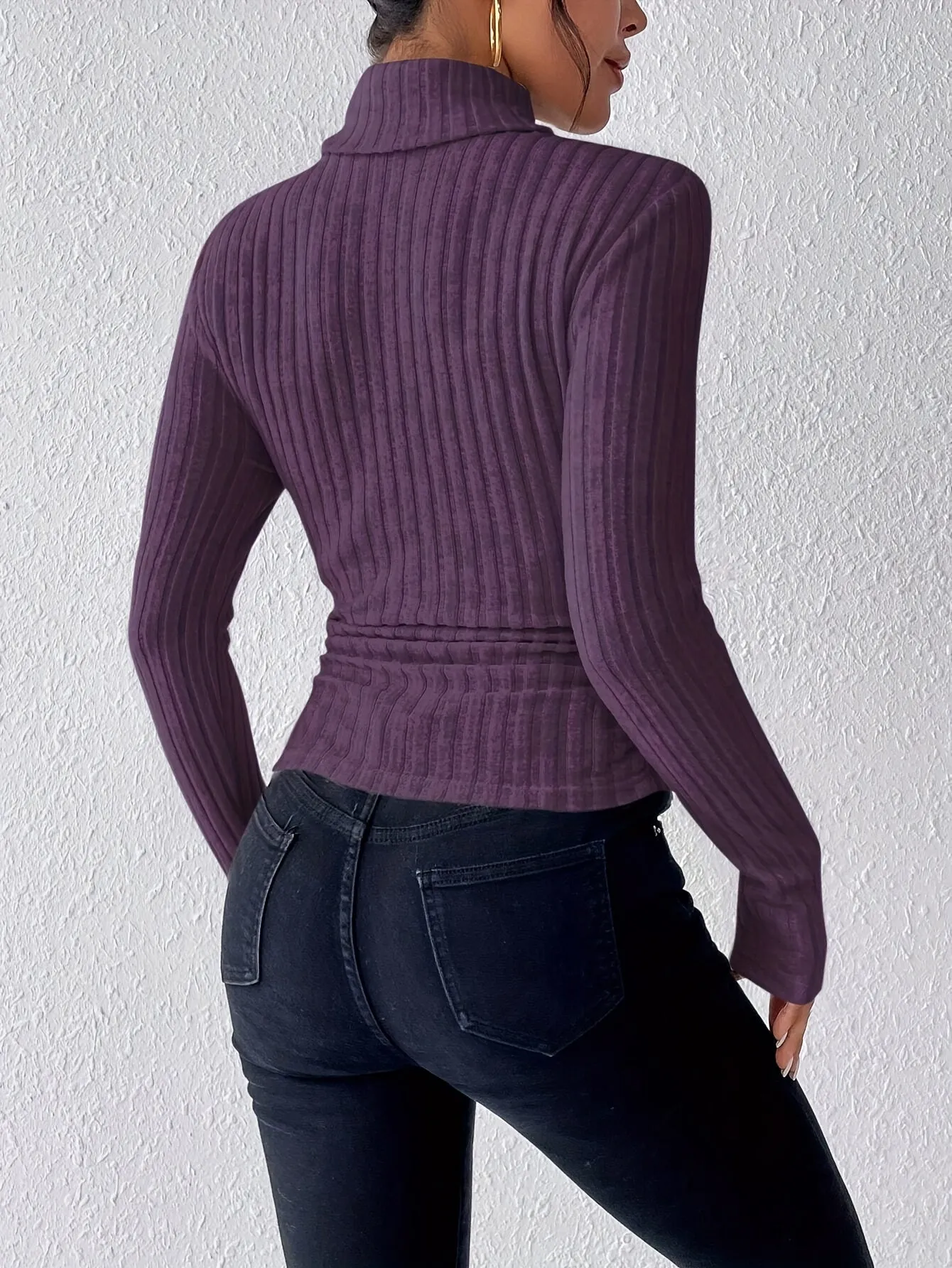 Cozy Turtle Neck Slim Fit Sweater - Pullovers for Women - Soft, Elegant Solid Color Long Sleeve Sweater for Fall & Winter, Comfortable Everyday Wear with Classic Style