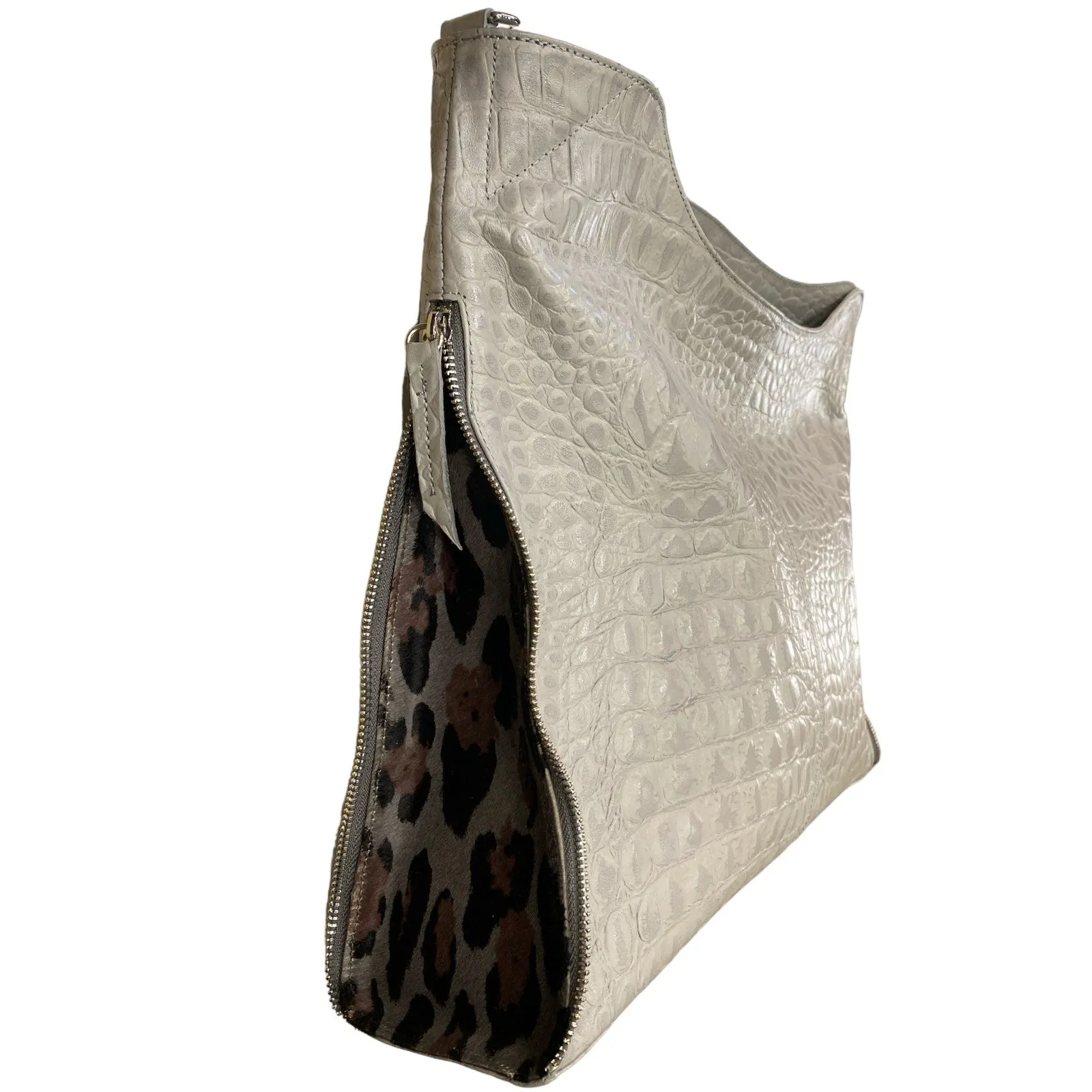EROS L. GREY LEATHER BAG WITH LUXURY SIDE DETAILS
