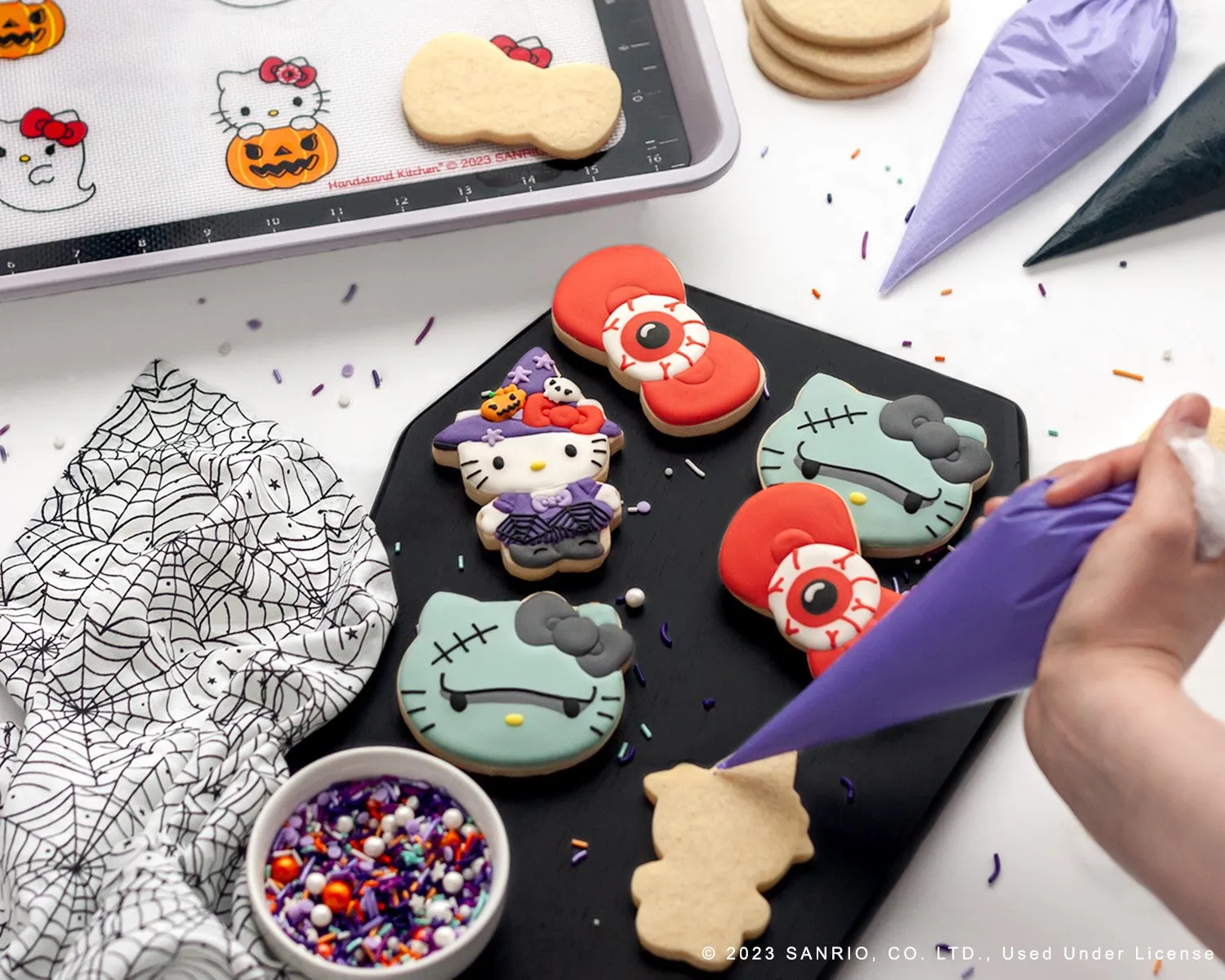 Hello Kitty Halloween Cookie Baking Set