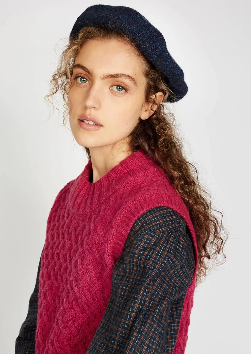 IrelandsEye Trellis Cropped Vest - Bramble Berry