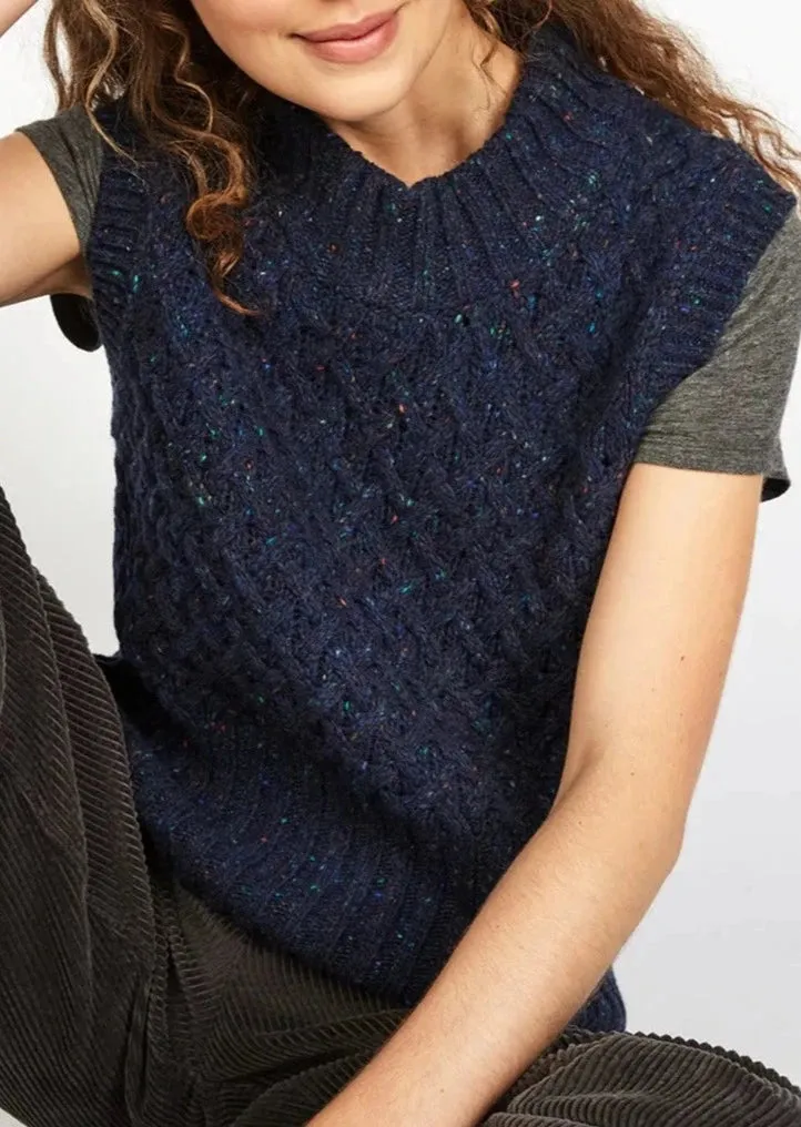 IrelandsEye Trellis Cropped Vest | Rich Navy