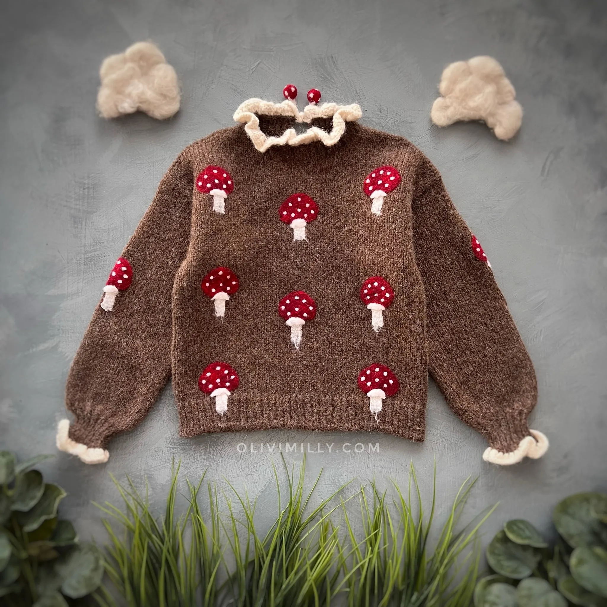 Mushrooms pullover | Brown